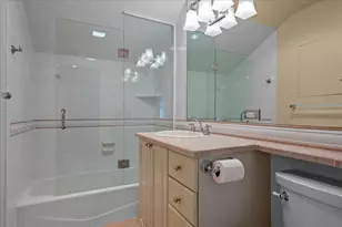 675 E Woodland Rd, Lake Forest, IL 60045 - Photo 32