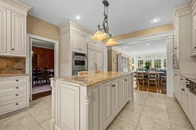 675 E Woodland Road, Lake Forest, IL 60045 - Photo 16