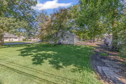 2308 Madonna Avenue, Joliet, IL 60436 - Photo 12