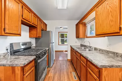 2308 Madonna Avenue, Joliet, IL 60436 - Photo 4