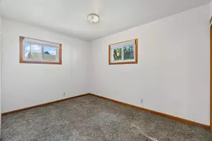 2308 Madonna Ave, Joliet, IL 60436 - Photo 8