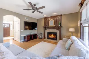 801 Citizen Ave, Elburn, IL 60119 - Photo 10