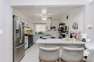 5151 N East River Rd, Chicago, IL 60656 - Photo 6