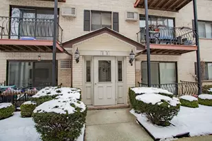 5151 N East River Rd, Chicago, IL 60656 - Photo 1