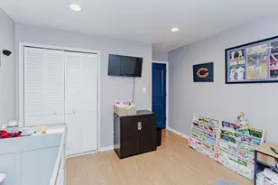 5151 N East River Rd, Chicago, IL 60656 - Photo 16