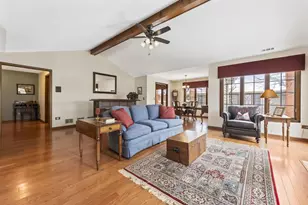 219 Village Dr, Mount Prospect, IL 60056 - Photo 12