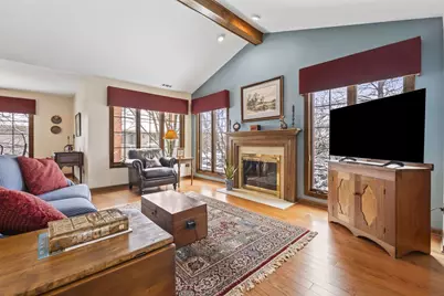 219 Village Drive #219, Mount Prospect, IL 60056 - Photo 10