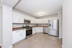 2376 Foxmoor Ln, Aurora, IL 60502 - Photo 2