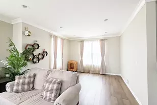 30W001 Brayman Ct, Warrenville, IL 60563 - Photo 4