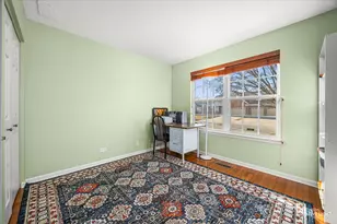 53 Tall Grass Ct, Streamwood, IL 60107 - Photo 16