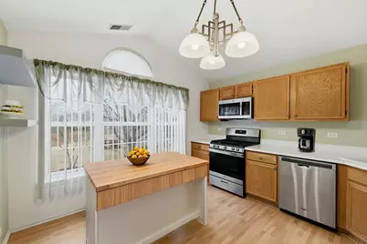 1632 Columbia Circle #2, Bartlett, IL 60103 - Photo 12