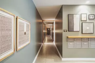 830 N Milwaukee Ave, Chicago, IL 60642 - Photo 4