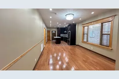 5716 N Campbell Avenue #2, Chicago, IL 60659 - Photo 6