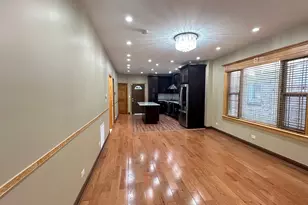 5716 N Campbell Ave, Chicago, IL 60659 - Photo 6