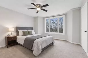 1 Renaissance Pl, Palatine, IL 60067 - Photo 14