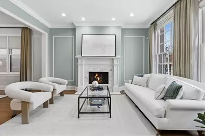 2723 N Magnolia Avenue, Chicago, IL 60614 - Photo 2