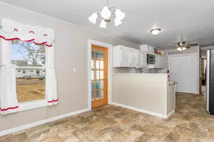 102 S Eastern Ave, Minier, IL 61759 - Photo 20