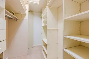 920 Vose Dr, Gurnee, IL 60031 - Photo 10