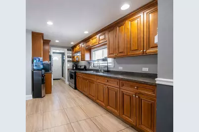 16641 Paulina Street, Markham, IL 60428 - Photo 2