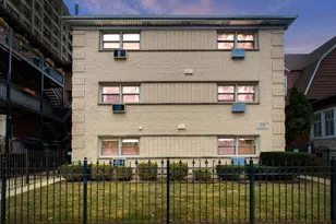 1238 W Pratt Blvd N, Chicago, IL 60626 - Photo 1