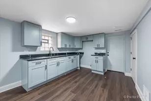 8030 S Constance Ave, Chicago, IL 60617 - Photo 30