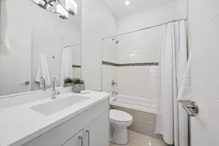 1832 W Rice St, Chicago, IL 60622 - Photo 18