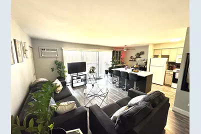 259 W Court Of Shorewood #2A, Vernon Hills, IL 60061 - Photo 4