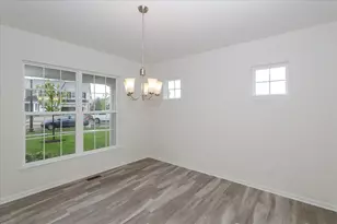 10782 Chadsey Rd, Huntley, IL 60142 - Photo 4