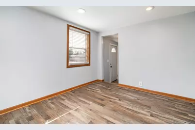 202 N Etnyre, Oregon, IL 61061 - Photo 4