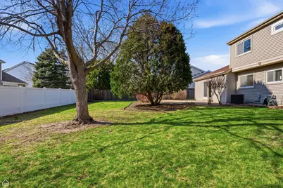 1418 Parkridge Drive, Crystal Lake, IL 60014 - Photo 28