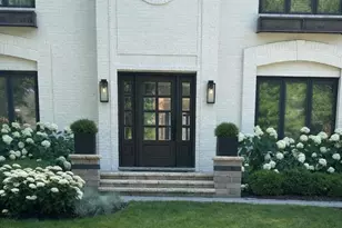 332 Prairie Knoll Dr, Naperville, IL 60565 - Photo 2