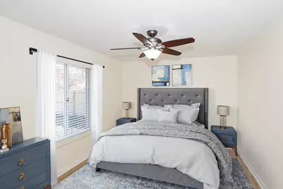 760 Longford Drive, Roselle, IL 60172 - Photo 18