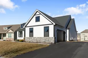 3606 Harmony Cir, Elgin, IL 60124 - Photo 2