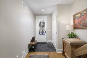 932 E Chicago Ave, Naperville, IL 60540 - Photo 38