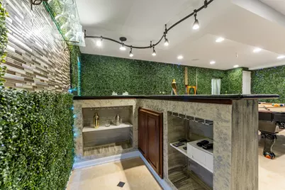 6085 Irene Drive, Hoffman Estates, IL 60192 - Photo 36