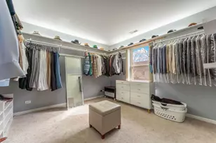 6085 Irene Dr, Hoffman Estates, IL 60192 - Photo 28