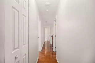 1352 Laurel Oaks Dr, Streamwood, IL 60107 - Photo 14