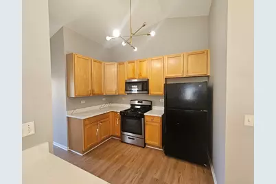 852 Woodewind Drive #-, Naperville, IL 60563 - Photo 6