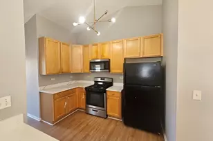 852 Woodewind Dr, Naperville, IL 60563 - Photo 6