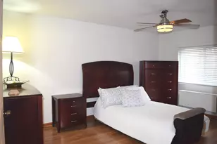 2243 W Nichols Rd, Arlington Heights, IL 60004 - Photo 8