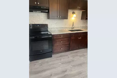 1340 N Main Street #C11, Wheaton, IL 60187 - Photo 2