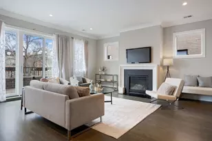 2649 N Racine Ave, Chicago, IL 60614 - Photo 2