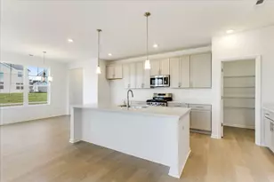 734 Alberta Ave, Oswego, IL 60543 - Photo 14