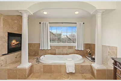 295 Larking Avenue, Dekalb, IL 60115 - Photo 32