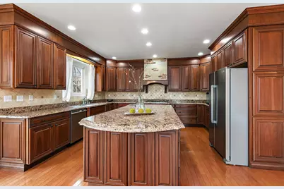 295 Larking Avenue, Dekalb, IL 60115 - Photo 20