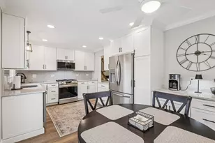 730 Lamorak Dr, Schaumburg, IL 60193 - Photo 8