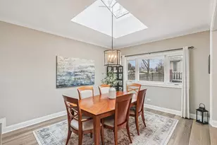 730 Lamorak Dr, Schaumburg, IL 60193 - Photo 4