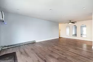 [Address not provided], Carol Stream, IL 60188 - Photo 6