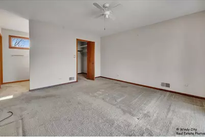 [Address not provided], Crystal Lake, IL 60014 - Photo 12