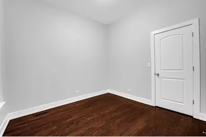 7844 S Emerald Avenue S, Chicago, IL 60620 - Photo 10